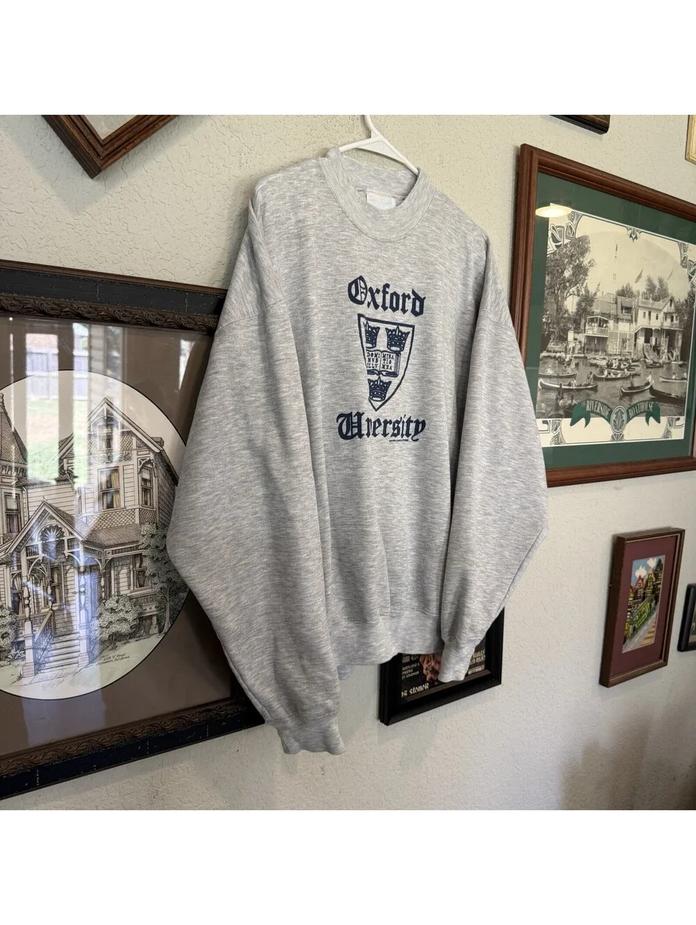 Vintage 80s/90s RARE Oxford University Crest Raglan Cut College Sweatshirt XL